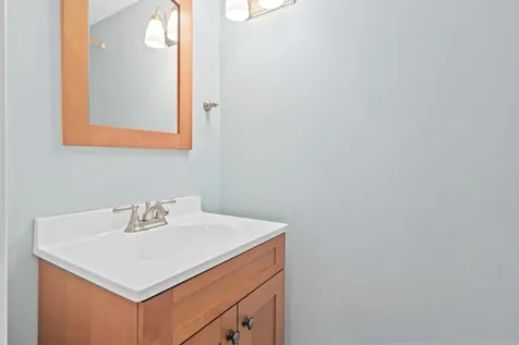 6487 Barrie Road Edina MN 55435
