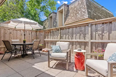 6487 Barrie Road Edina MN 55435