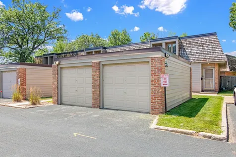 6487 Barrie Road Edina MN 55435