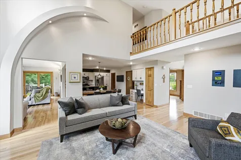 9743 Wellington Lane Woodbury MN 55125