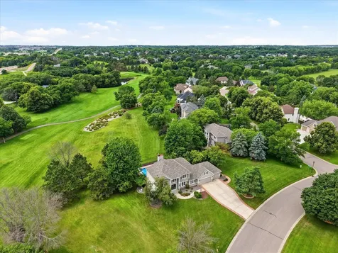 9743 Wellington Lane Woodbury MN 55125