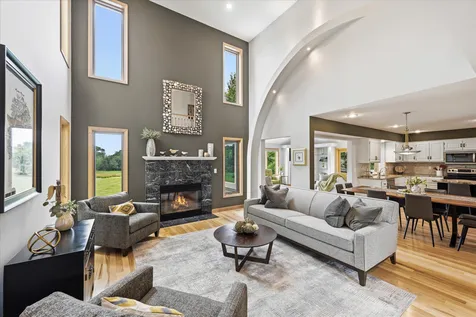 9743 Wellington Lane Woodbury MN 55125