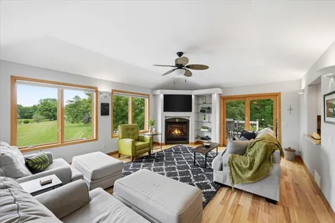 9743 Wellington Lane Woodbury MN 55125