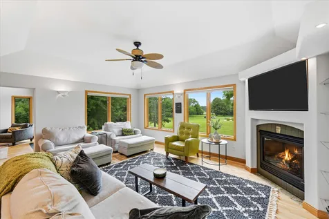 9743 Wellington Lane Woodbury MN 55125