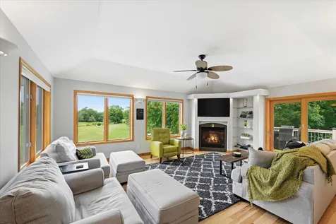 9743 Wellington Lane Woodbury MN 55125