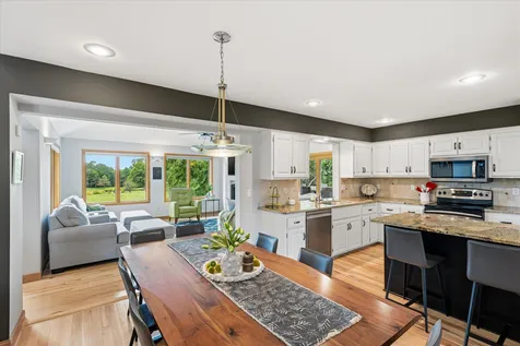 9743 Wellington Lane Woodbury MN 55125