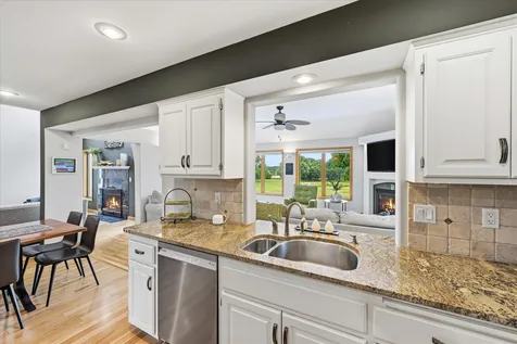 9743 Wellington Lane Woodbury MN 55125