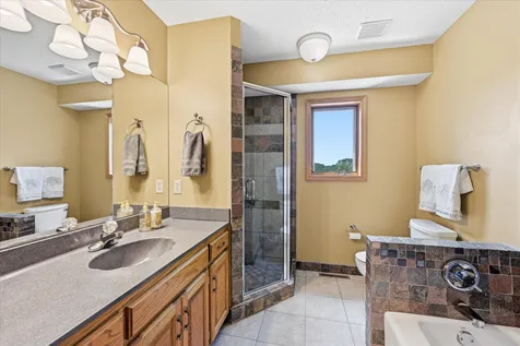 9743 Wellington Lane Woodbury MN 55125