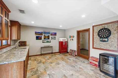 9743 Wellington Lane Woodbury MN 55125