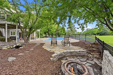 9743 Wellington Lane Woodbury MN 55125