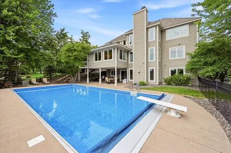 9743 Wellington Lane Woodbury MN 55125