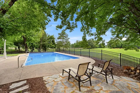 9743 Wellington Lane Woodbury MN 55125