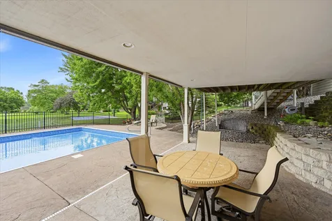 9743 Wellington Lane Woodbury MN 55125