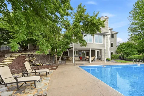9743 Wellington Lane Woodbury MN 55125