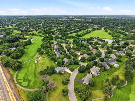 9743 Wellington Lane Woodbury MN 55125