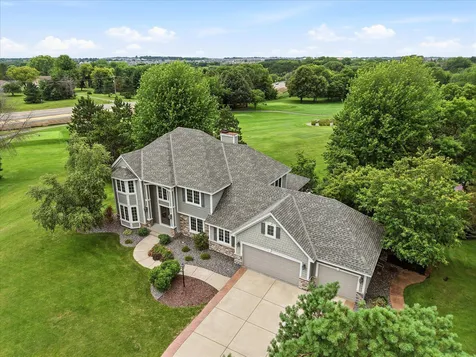 9743 Wellington Lane Woodbury MN 55125