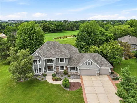 9743 Wellington Lane Woodbury MN 55125