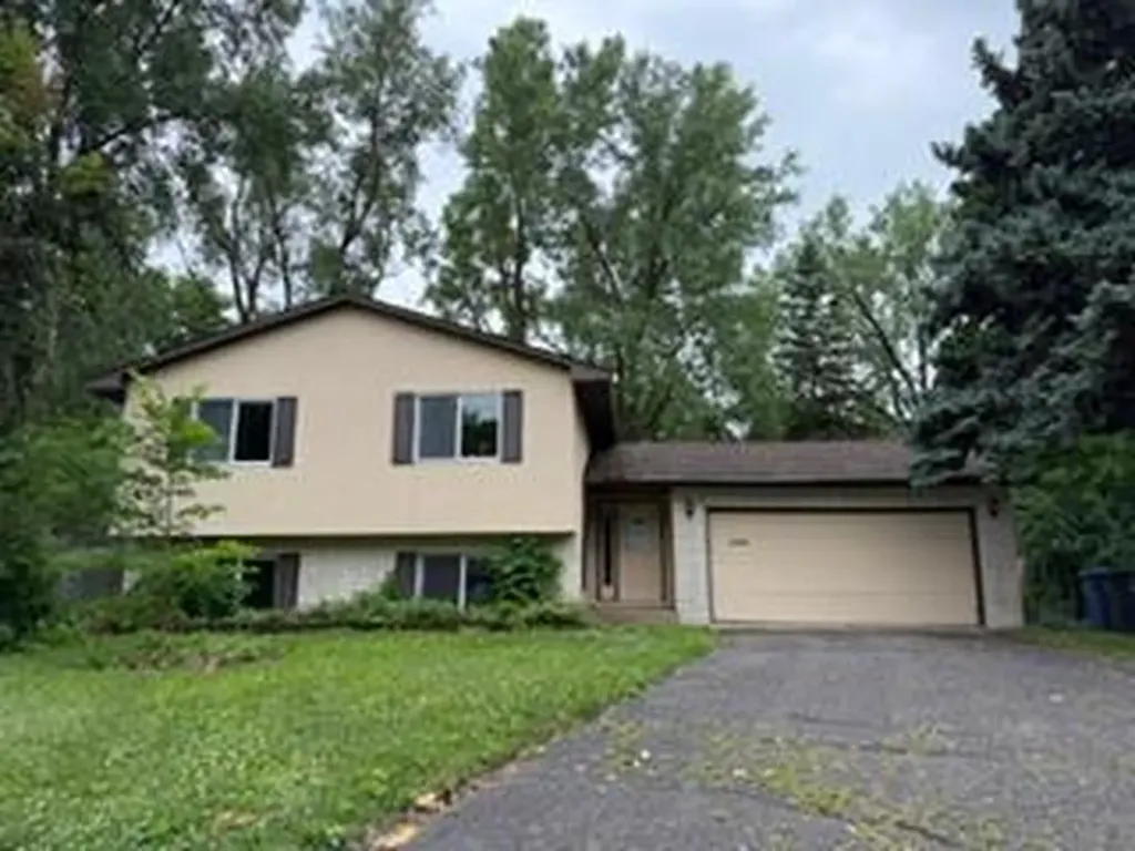 630 Hall Lane Minneapolis MN 55411