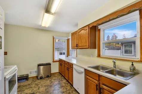 2113 7th Street N Fargo ND 58102