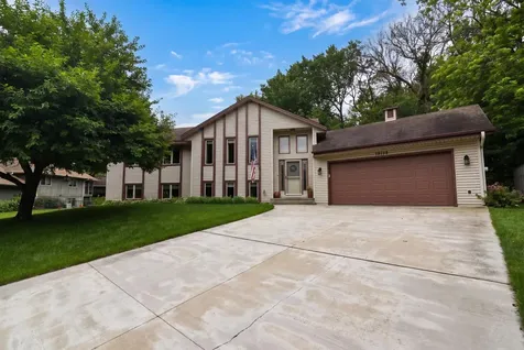 19135 Maple Leaf Drive Eden Prairie MN 55346