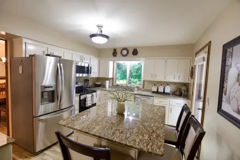 19135 Maple Leaf Drive Eden Prairie MN 55346