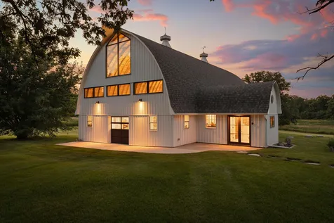 25551 885th Avenue Austin MN 55912