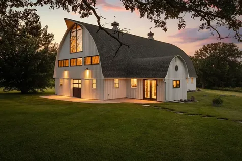 25551 885th Avenue Austin MN 55912