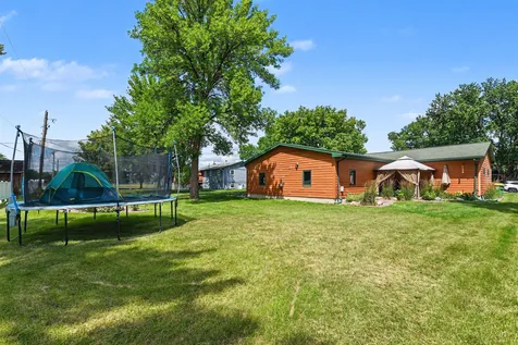 804 6th Avenue SE Pipestone MN 56164