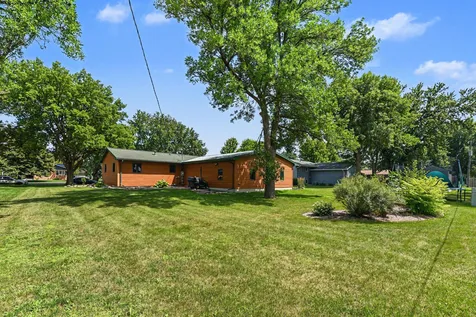 804 6th Avenue SE Pipestone MN 56164