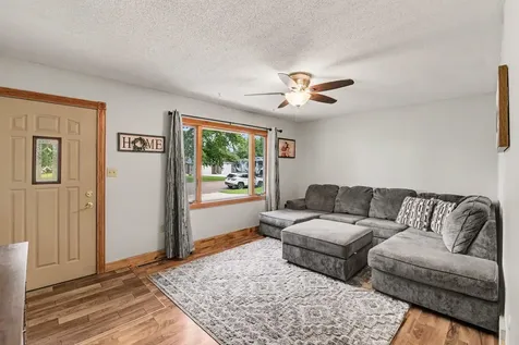 804 6th Avenue SE Pipestone MN 56164