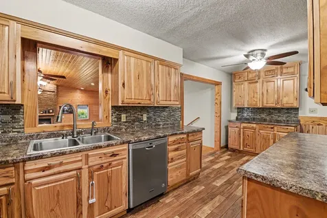 804 6th Avenue SE Pipestone MN 56164
