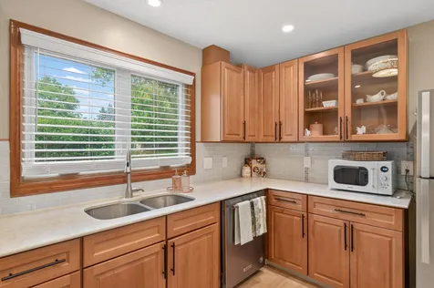 18425 Harrogate Drive Eden Prairie MN 55346