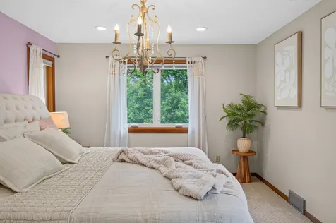 18425 Harrogate Drive Eden Prairie MN 55346
