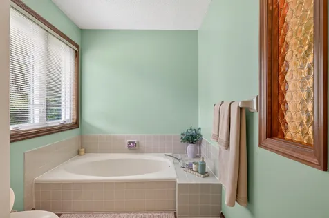 18425 Harrogate Drive Eden Prairie MN 55346
