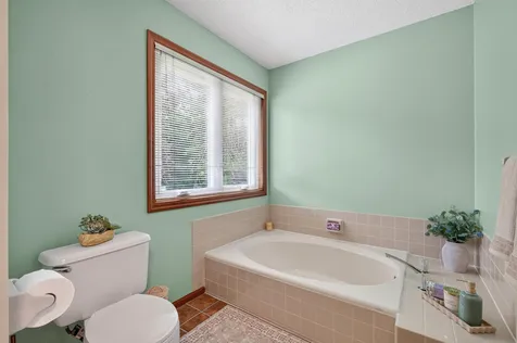 18425 Harrogate Drive Eden Prairie MN 55346