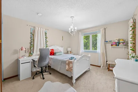 18425 Harrogate Drive Eden Prairie MN 55346