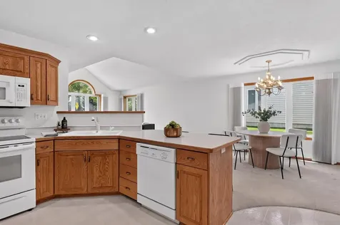 469 Voyager Drive Alexandria MN 56308