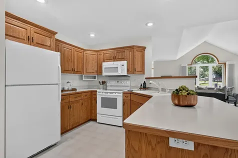 469 Voyager Drive Alexandria MN 56308
