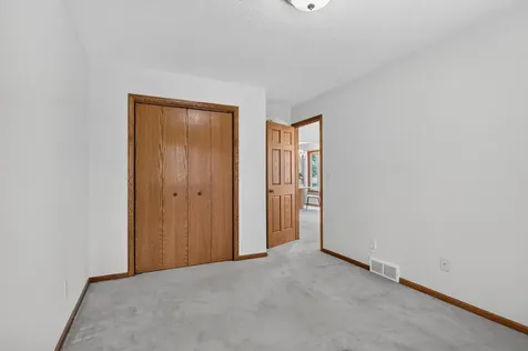 469 Voyager Drive Alexandria MN 56308