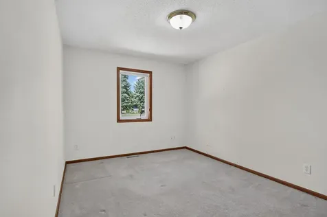 469 Voyager Drive Alexandria MN 56308