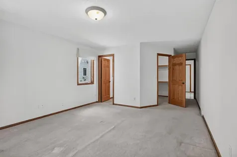 469 Voyager Drive Alexandria MN 56308