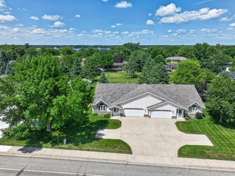 469 Voyager Drive Alexandria MN 56308