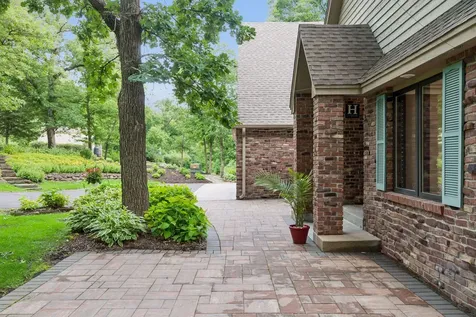 9440 Abigail Court Inver Grove Heights MN 55077