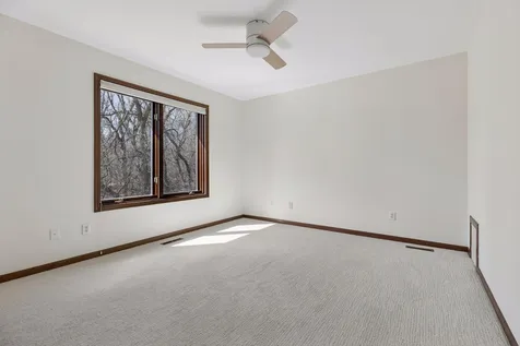 9440 Abigail Court Inver Grove Heights MN 55077