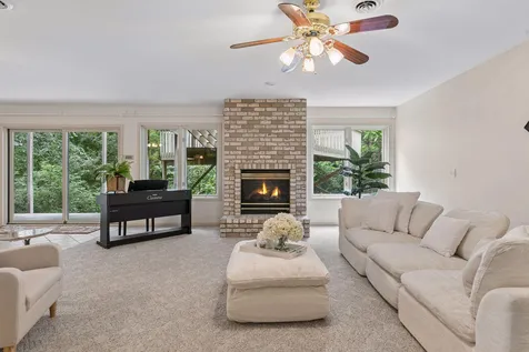 9440 Abigail Court Inver Grove Heights MN 55077