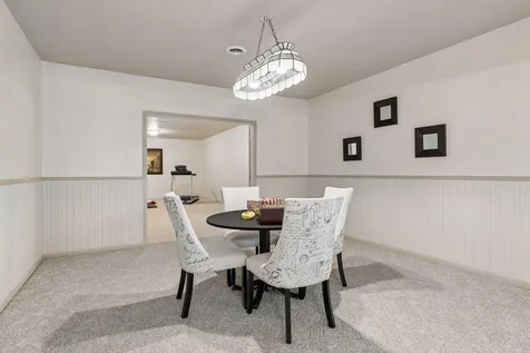9440 Abigail Court Inver Grove Heights MN 55077