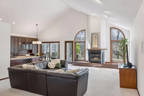 9440 Abigail Court Inver Grove Heights MN 55077