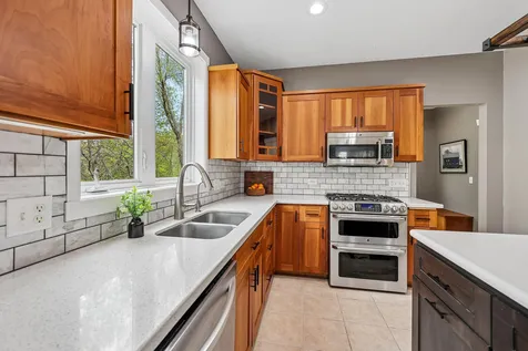 4798 Red Pine Court Eagan MN 55123