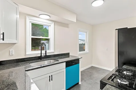 243 13th Avenue N South Saint Paul MN 55075
