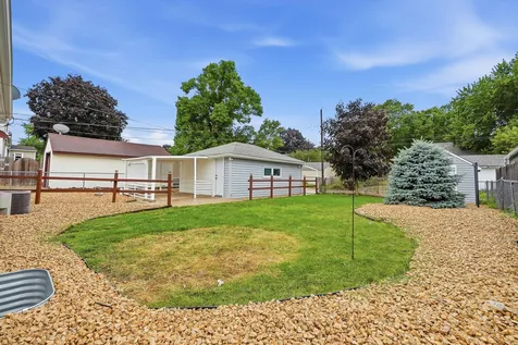 243 13th Avenue N South Saint Paul MN 55075